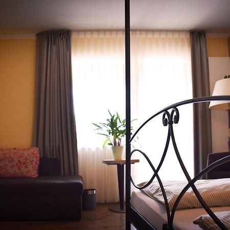 Landhotel Zur Post Bad König Exteriér fotografie